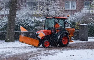 Der Winterdienst ist in Buchholz im Einsatz. Foto: JOTO
