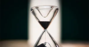 Wenn der Countdown am Arbeitsplatz läuft: Es gibt immer noch zu viele Jobs auf Zeit, so die Gewerkschaft NGG Lüneburg. Foto: NGG | Florian Göricke