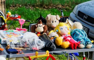 Flohmarktstand. Symbolbild