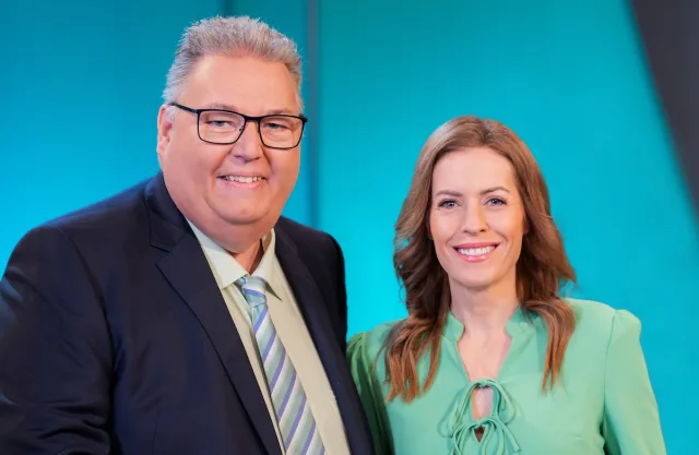 Die Moderatoren Michael Thürnau und Jule Gölsdorf. Foto: ein