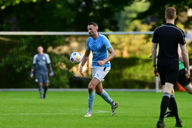 Routinier Steffen Albers traf beim Heimsieg doppelt, insgesamt kommt er damit nun auf neun Ligatreffer, die Hälfte der gesamten 18. Foto: Der Sportfotograf