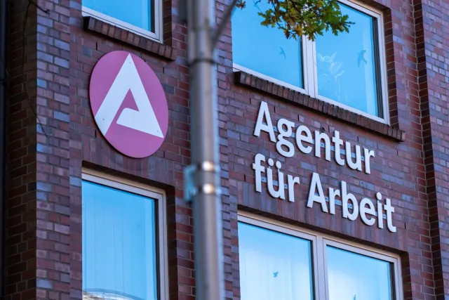 Die Agentur für Arbeit in der Buchholzer Innenstadt. Foto: JOTO