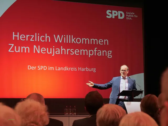 Minister Grant Hendrik Tonne rief dazu auf, Gestaltungsmöglichkeiten zu nutzen statt in Passivität zu verharren. Foto: ein