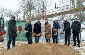 Legendäre Disko-Fläche erwacht: Spatenstich für beechwood campus in Buchholz