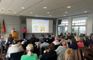 Landkreis Harburg: 64 Fachkräfte diskutieren über inklusiven Schulstart 64 Fachkräfte aus Kitas, Grundschulen und Verwaltung diskutierten im Kreishaus Winsen über den inklusiven Übergang von der Kita in die Grundschule. Foto: Landkreis Harburg